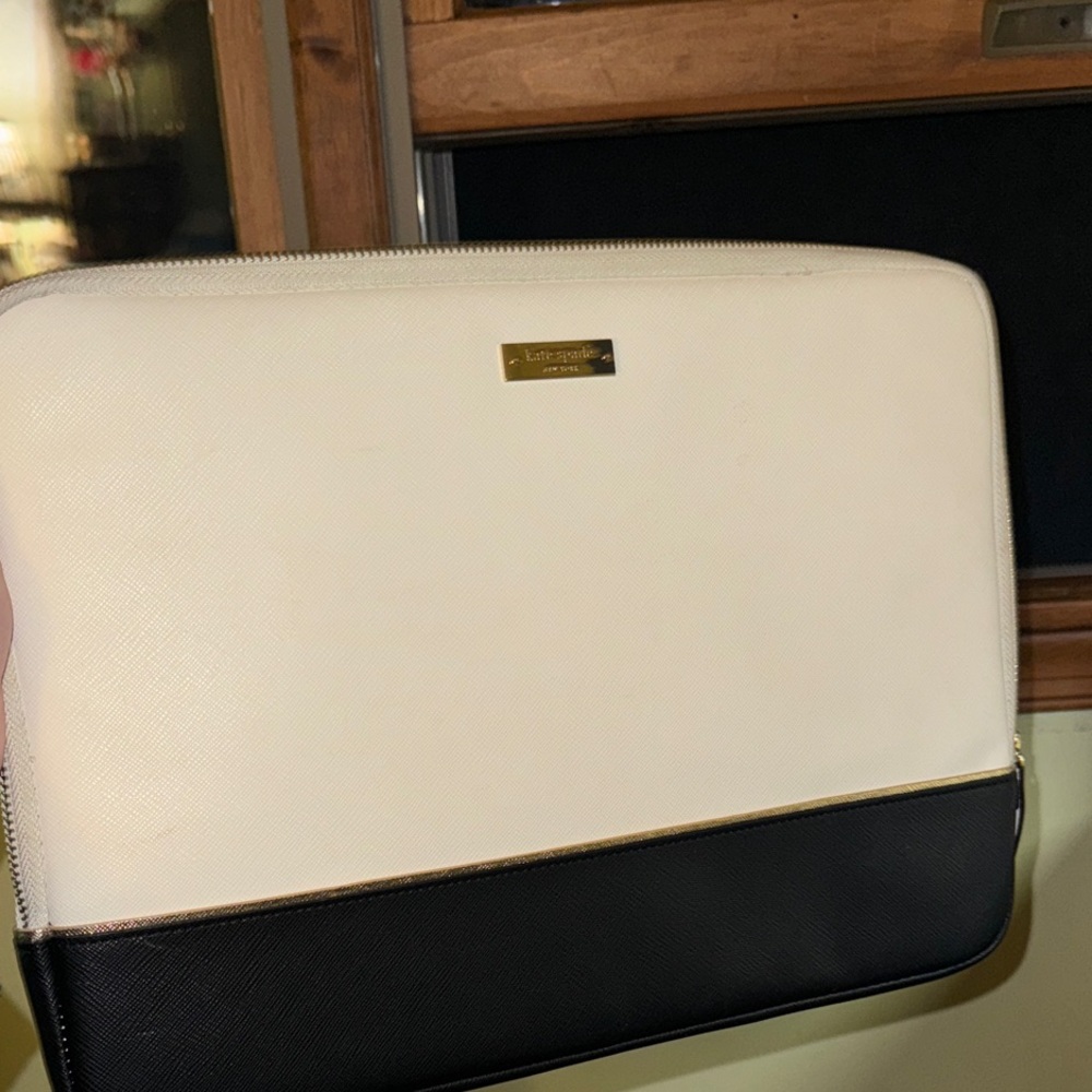 KS White & Black Padded Laptop Case with Gold Accents - Picture 2 of 5
